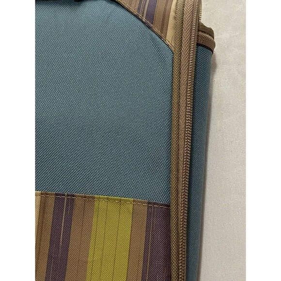 Rachael Ray Casserole Tote Insulated For Heat Zip Closure Folds Flat Wipe Clean - Picture 4 of 16